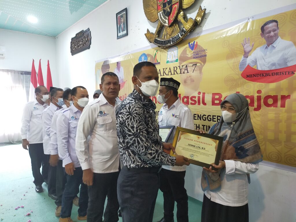 Bupati Rocky Buka Kegiatan Lokakarya ke- 7 Festival Panen Hasil Belajar Mei 14, 2022