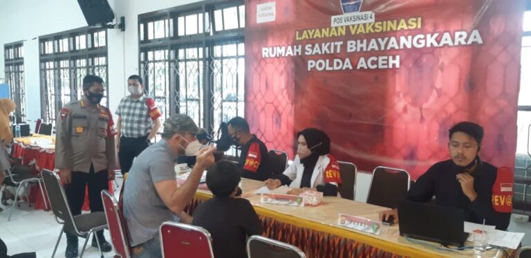 Polda Aceh dan Jajaran Vaksin 3.172 Orang November 13, 2022