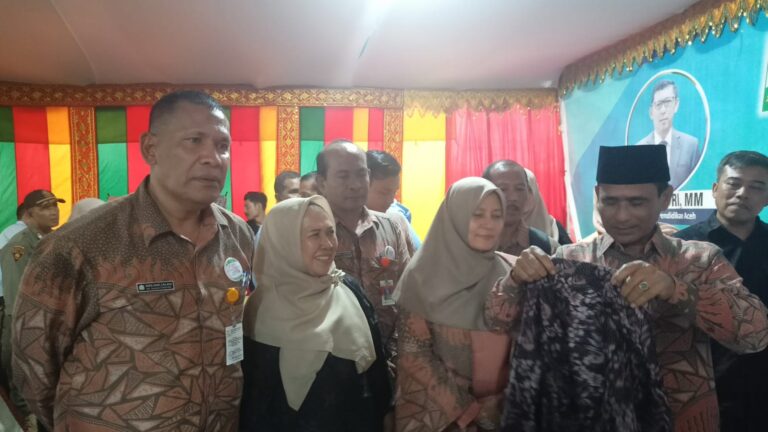 Pelaksanaan Hari Aksara Internasional di Aceh Timur  Berlangsung Meriah November 15, 2022