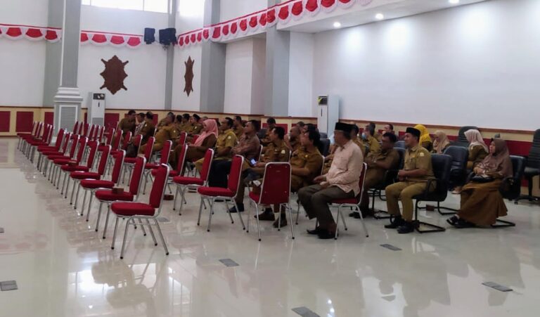 Tak Hadiri Paripurna, Perwakilan Kepala OPD Aceh Timur Terancam Disuruh Keluar dari Ruang Sidang  November 14, 2022