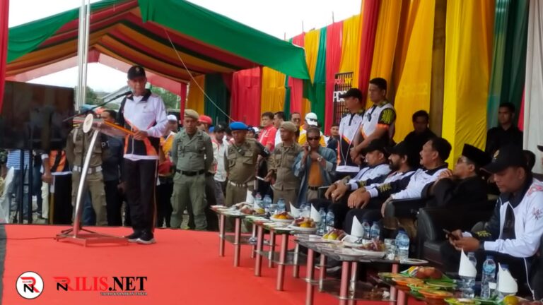 Pj Gubernur Resmi Buka PORA Ke XIV di Pidie Desember 10, 2022