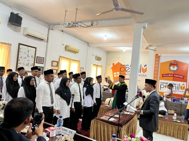 Ketua KIP lantik 25 PPK Se Kota Langsa.  Januari 4, 2023