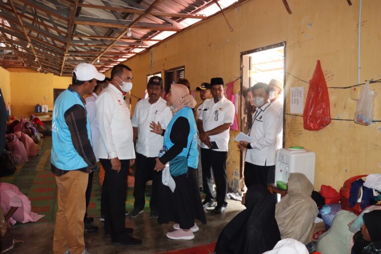 Wakapolda Aceh Dampingi Tim Satgas PPLN Tinjau Pengungsi Rohingya di Pidie Januari 19, 2023