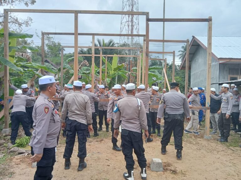 Kapolres  Aceh Timur dan Jajaran Bangun Penginapan Santri untuk Pesantren Februari 8, 2023