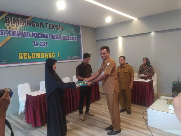 DPMPPT Aceh Timur Gelar Bimtek Pengawasan dan Perizinan Berbasis Risiko Juli 5, 2023