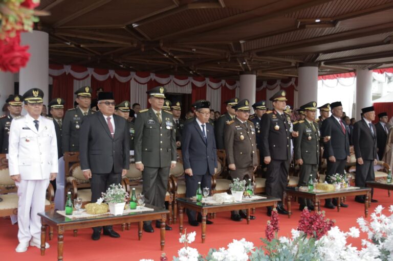 Kapolda Aceh Bersama Forkopimda Laksanakan Upacara Kemerdekaan RI di Kantor Gubernur Agustus 17, 2023