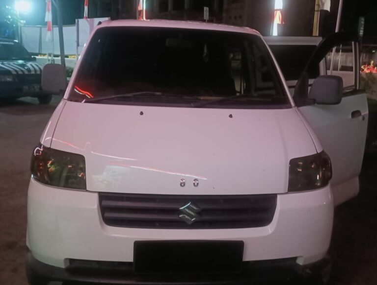 Dua Unit Mobil dengan Tangki Modifikasi Berisi BBM Subsidi Diamankan Polisi di Bireuen Agustus 28, 2023