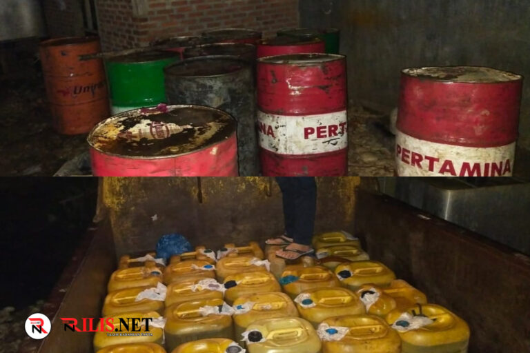 Gudang BBM Ilegal di Aceh Utara Digrebek Personil Ditreskrimsus Agustus 3, 2023