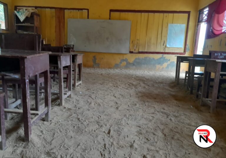Ruang Kelas SD di Aceh Utara Berlantai Tanah, ForMAT Minta Kejari Awasi Anggaran September 1, 2023