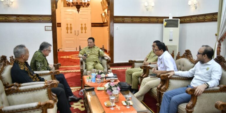 Pj Gubernur Aceh Minta Conrad Asia Energy Percepat Proses Eksplorasi Blok Migas di Lepas Januari 16, 2024
