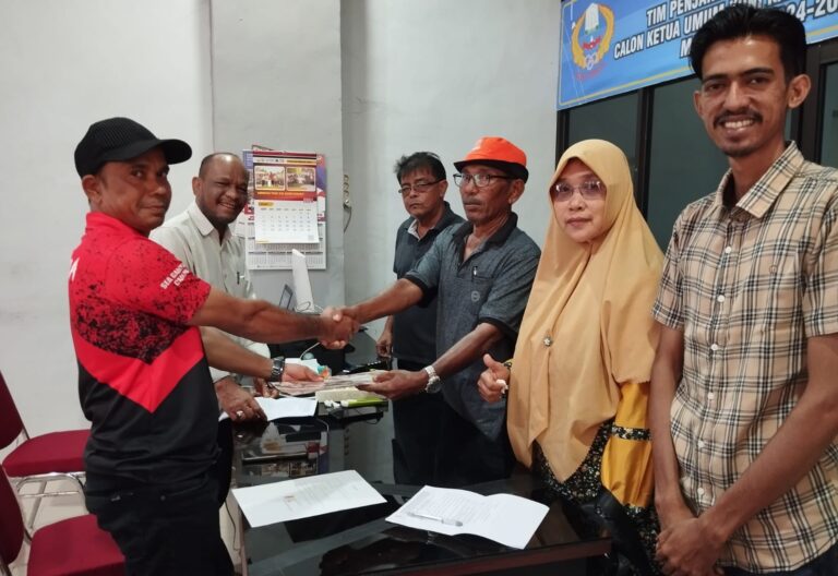 Rocky dan Firman Dandy Daftar Sebagai Calon Ketua KONI Aceh Timur Periode 2024-2028 Maret 8, 2024