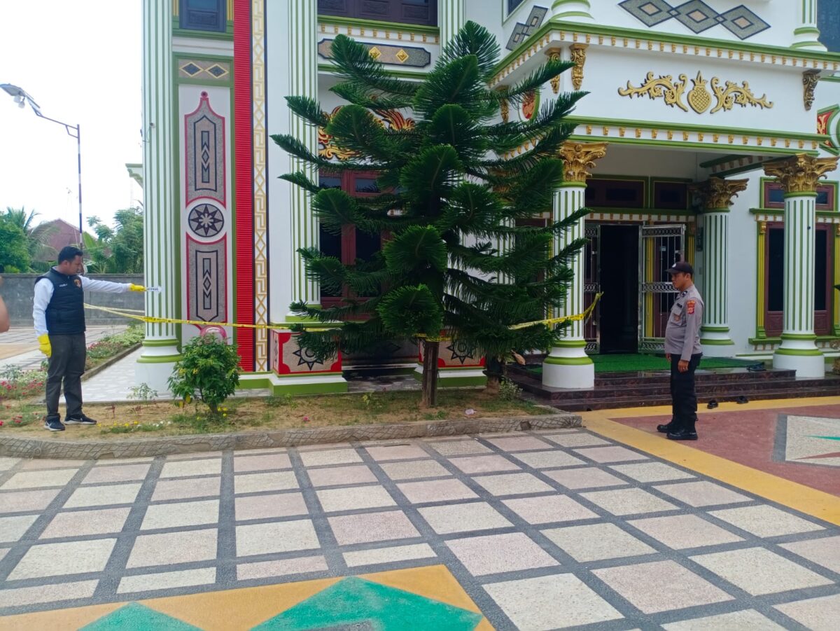 Rumah Ketua DPW PA Aceh Timur Dimolotov OTK