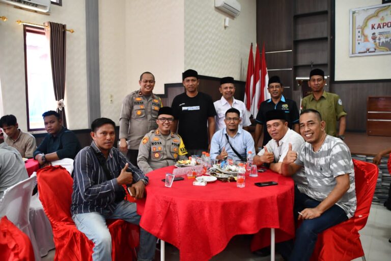 Polres Aceh Timur Halal Bihalal dengan Insan Pers April 26, 2024