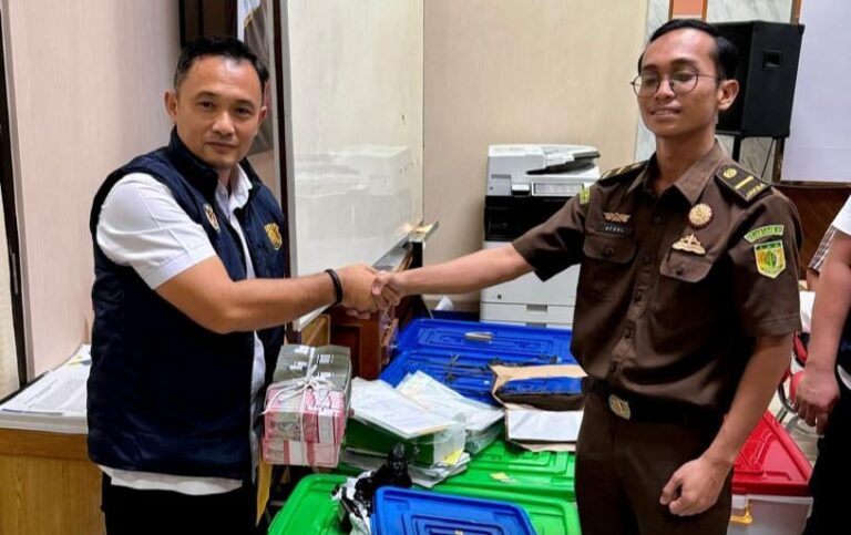 Penyidik Serahkan Tersangka dan BB Kasus RS Regional Aceh Tengah ke Jaksa Mei 8, 2024