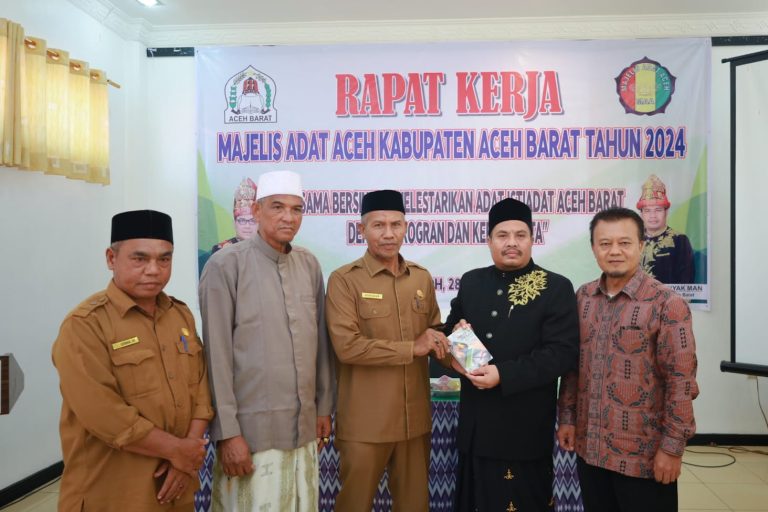 MAA Aceh Barat Gelar Rapat Kerja untuk Lestarikan Adat dan Budaya Mei 29, 2024