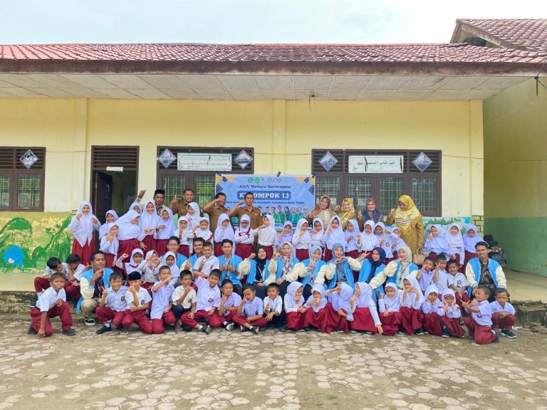 Mahasiswa KKN Gelar Sosialisasi Tata Cara Berwudhu dan Salam Pamit di SDN 2 Lokop Agustus 13, 2024