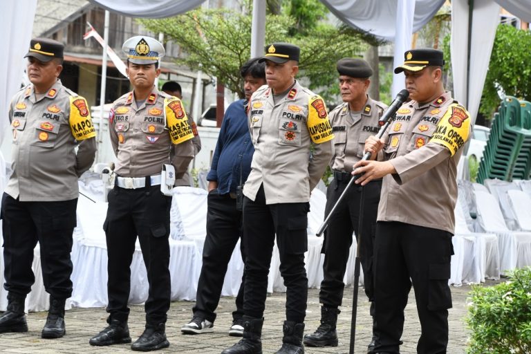 Wakapolres Aceh Timur Pimpin Apel Pengamanan Pendaftaran Paslon Bupati Agustus 28, 2024