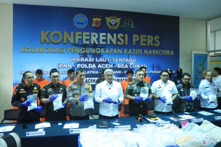 Kronologis Penangkapan Kapal Oskadon Pengangkut Sabu di Perairan Kuala Idi September 17, 2024
