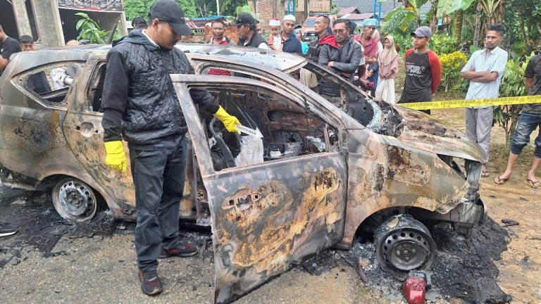 Mobil Warga Idi Cut Aceh Timur Terbakar, Polisi Selidiki Penyebabnya November 19, 2024