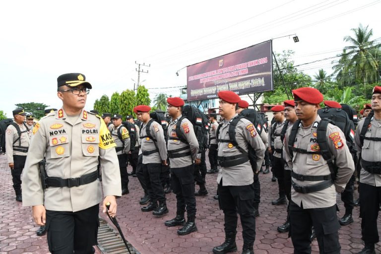 Kapolres Aceh Timur Cek Kesiapan Personel Pengamanan TPS Pilkada 2024 November 22, 2024
