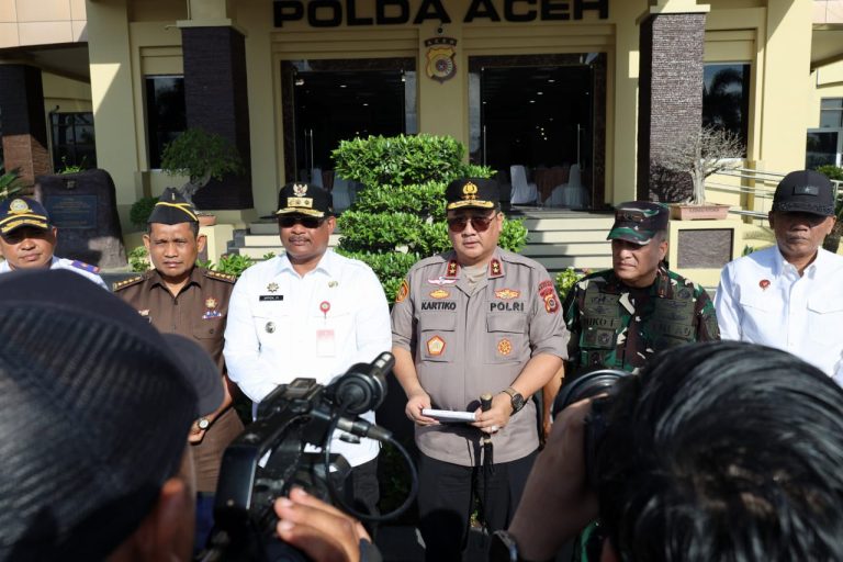 Pengamanan Nataru, Polda Aceh Gelar Pasukan Ops Lilin Seulawah-2024 Desember 20, 2024