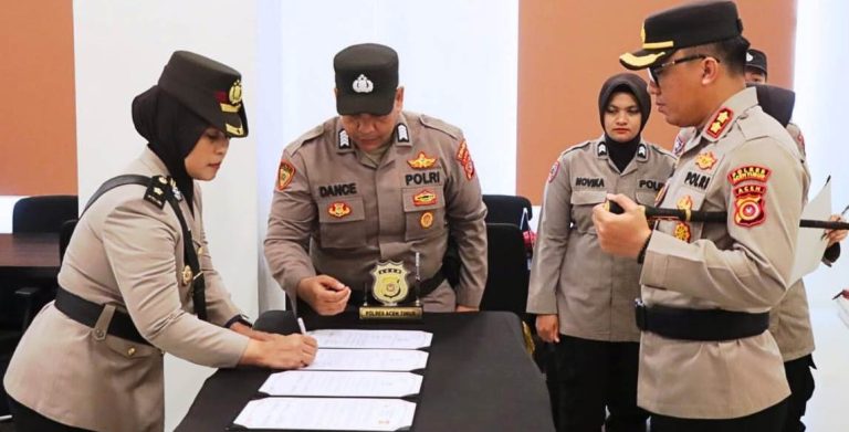 Kapolres Aceh Timur Lantik Kompol Dewi Maulidar Sebagai Kabagren Maret 5, 2025