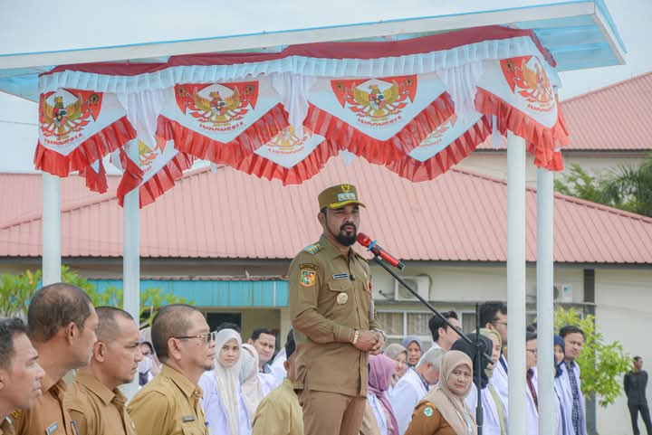 Bupati Al-Farlaky Minta pihak Rumah Sakit Jangan Persulit Masyarakat yang Ingin Berobat Juni 10, 2025