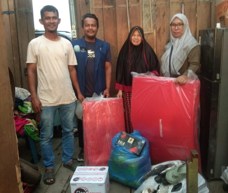 Pemkab Aceh Timur Salurkan Bantuan untuk Korban Angin Kencang di Peureulak  Agustus 24, 2025