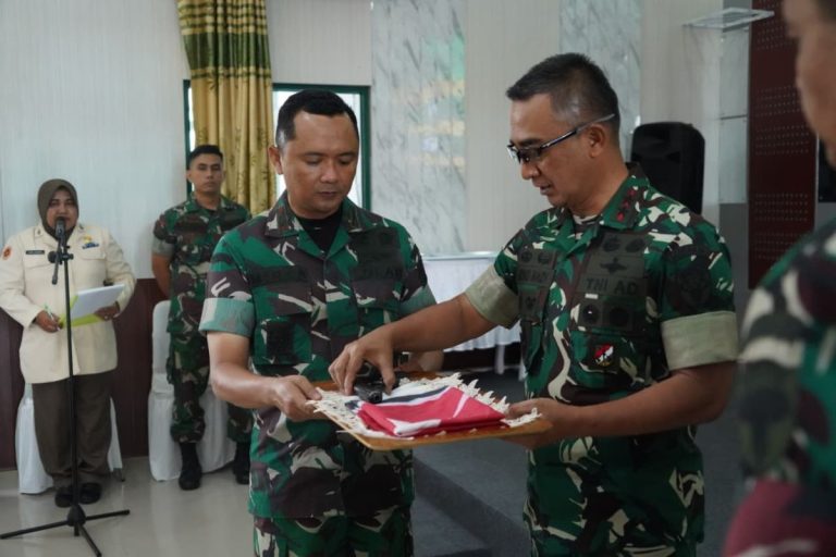 Pangdam IM Terima Dua Senjata Api Sisa Konflik Aceh September 28, 2025
