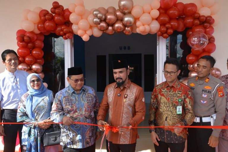 Rumah Sakit Baru, RS Mulia Raya Diresmikan oleh Bupati Aceh Timur Rumah Sakit Baru, RS Mulia Raya Diresmikan oleh Bupati Aceh Timur September 2, 2025