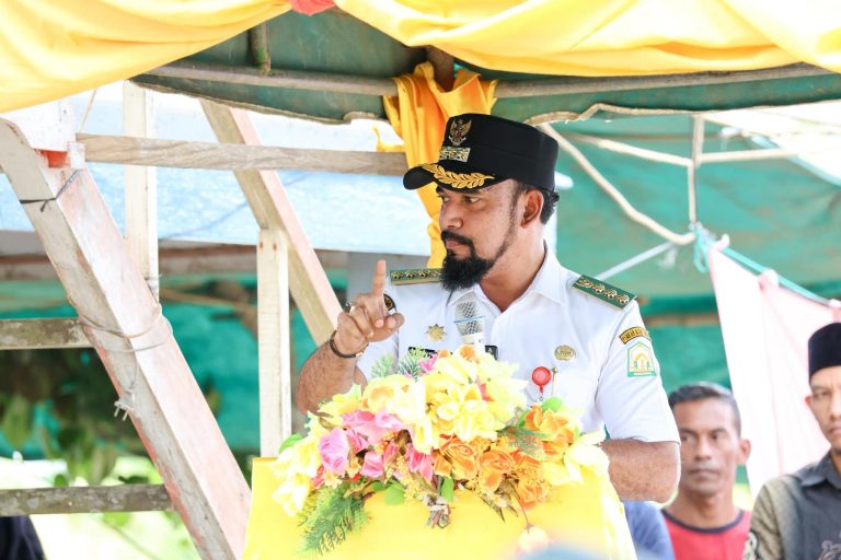 Polemik Satu Desa Ada 2 Masjid di Aceh Timur Selesai, Bupati Al-Farlaky Hadiri Syukuran  September 24, 2025