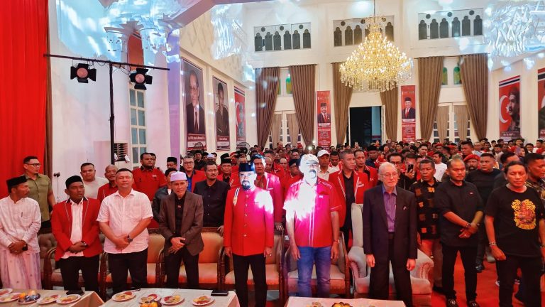 Pertemuan Akbar PA – KPA Se-Aceh di Aceh Timur Sukses Digelar Pertemuan Akbar PA - KPA Se-Aceh di Aceh Timur Sukses Digelar Oktober 13, 2025