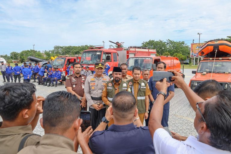 Bupati Aceh Timur Pimpin Apel Siaga Bencana Tahun 2025 Bupati Aceh Timur Pimpin Apel Siaga Bencana Tahun 2025 November 4, 2025