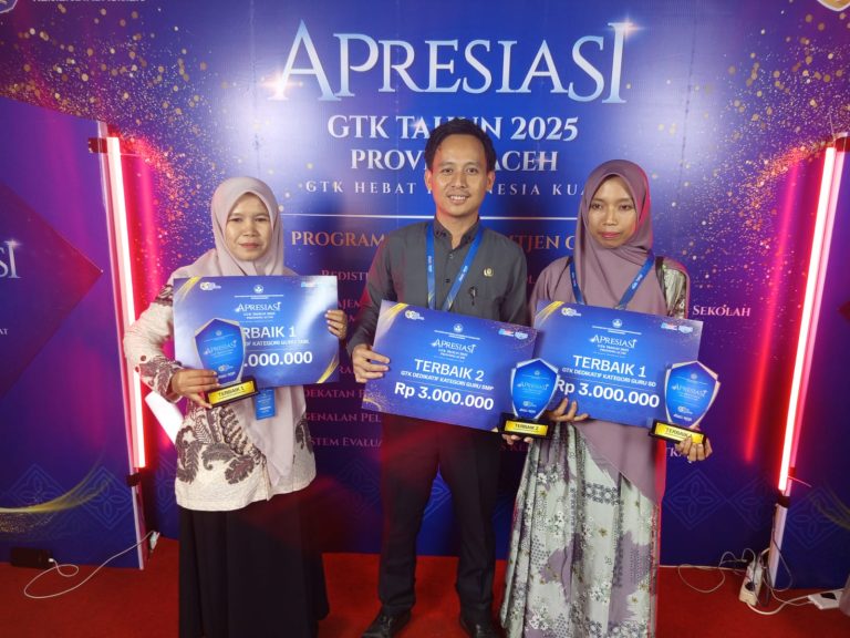 5 Guru Aceh Timur Raih Penghargaan Apresiasi GTK 2025 5 Guru Aceh Timur Raih Penghargaan Apresiasi GTK 2025 November 5, 2025