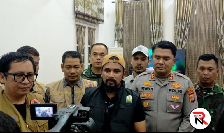 Pasien Berdatangan, RSUD di Aceh Timur Kekurangan Obat dan Alat Medis Pasien Berdatangan, RSUD di Aceh Timur Kekurangan Obat dan Alat Medis Desember 2, 2025