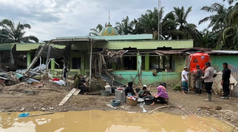 Polda Aceh Bangun 23 Sumur Bor untuk Penuhi Kebutuhan Air Bersih Warga Aceh Tamiang Desember 20, 2025