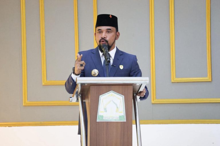 Bupati Al-Farlaky Minta Provinsi Percepat Pembangunan Ruas Jalan Peureulak – Pinding Blang Kejren Bupati Al-Farlaky Minta Provinsi Percepat Pembangunan Ruas Jalan Peureulak - Pinding Blang Kejren Januari 27, 2026