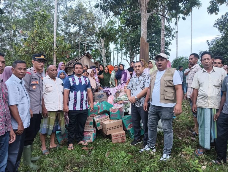 Bupati Al-Farlaky Kirim Logistik untuk Korban Banjir Susulan di Aceh Timur  Januari 10, 2026