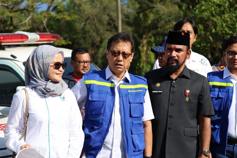 Bupati Al-Farlaky Dampingi Menkes Resmikan Puskesmas Lokop Bupati Al-Farlaky Dampingi Menkes Resmikan Puskesmas Lokop Februari 13, 2026