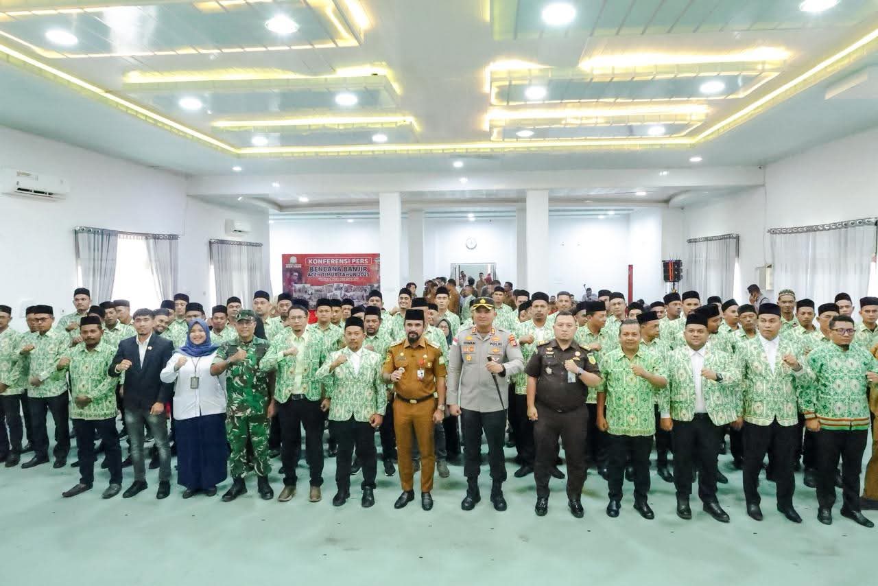 Bupati Al-Farlaky Minta Program kerja APDESI Agar Selaras dengan Visi dan Misi Pemda April 20, 2026