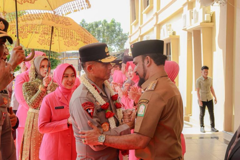 Bupati Al-Farlaky Sambut Kunjungan Kerja Kapolda Aceh Mei 19, 2026