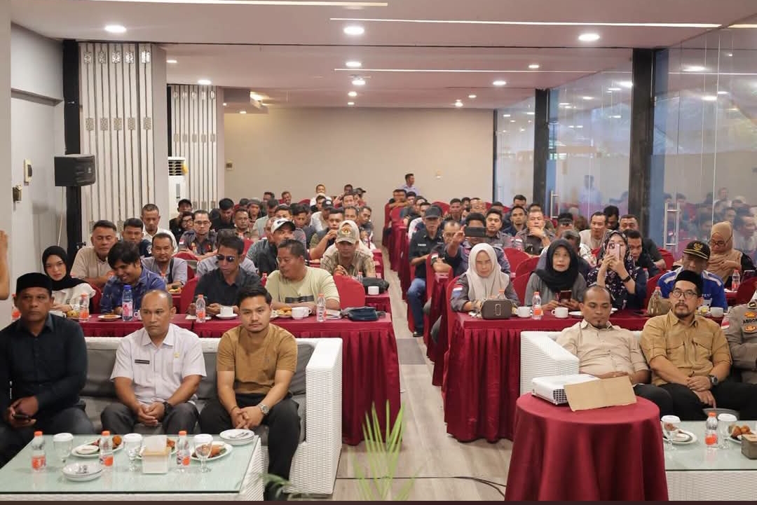 GaWAT Gelar FGD, Hadirkan Bupati Al-Farlaky dan 150 Wartawan di Aceh Timur - RILIS.NET GaWAT Gelar FGD, Hadirkan Bupati Al-Farlaky dan 150 Wartawan di Aceh Timur Juli 29, 2026