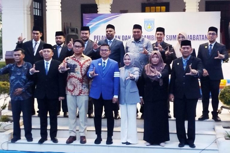 Walikota Langsa Lantik 11 Pejabat Eselon ll Termasuk Sekda Walikota Langsa Lantik 11 Pejabat Eselon ll Termasuk Sekda September 13, 2026