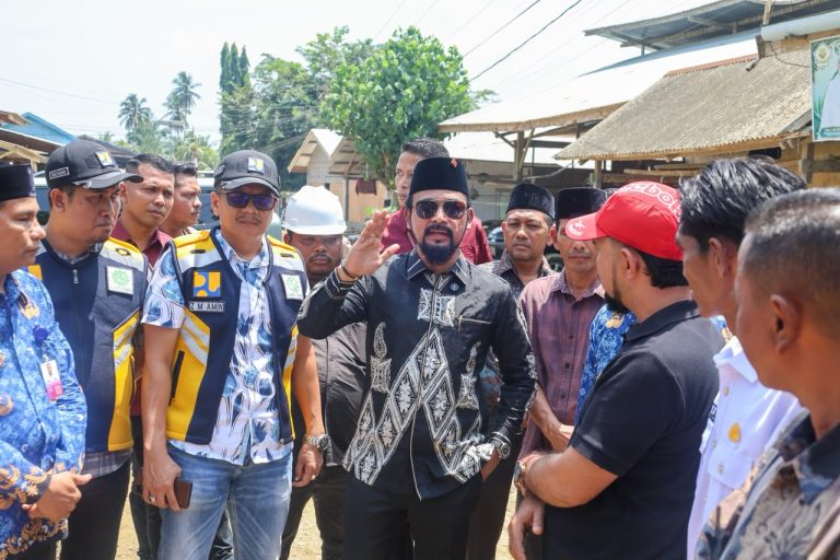 Bupati Al-Farlaky Timbun 1.200 Meter Jalan Lhok Dalam – Panton Rayeuk M, Idi Tunong Bupati Al-Farlaky Timbun 1.200 Meter Jalan Lhok Dalam - Panton Rayeuk M, Idi Tunong Oktober 1, 2026